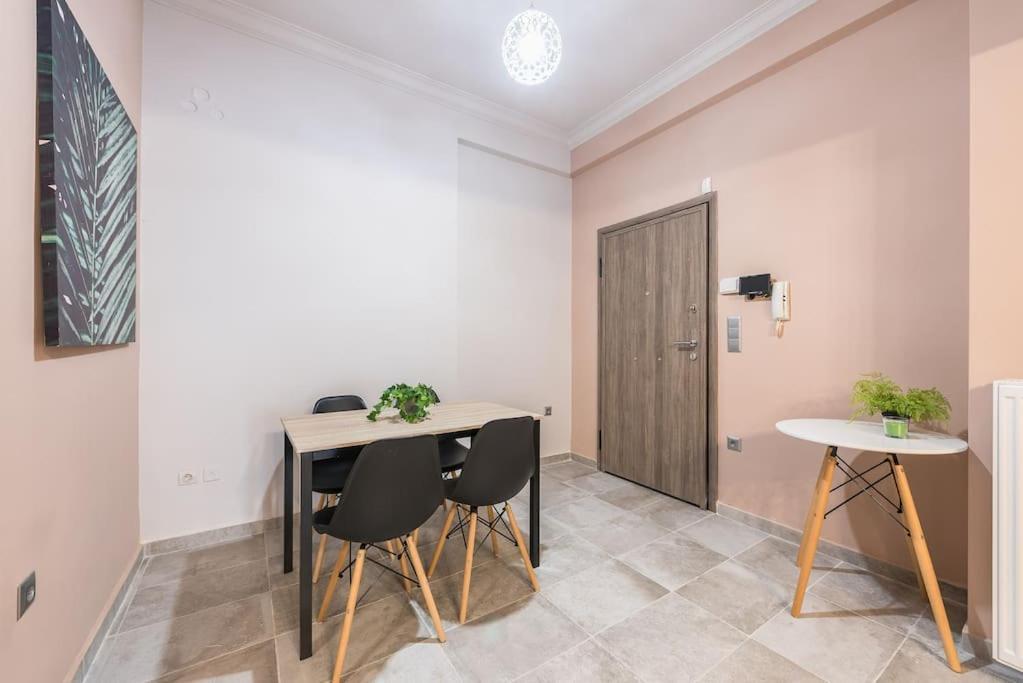 Apartamento Rest Sleep Repeat By Museum-2 Atenas Exterior foto